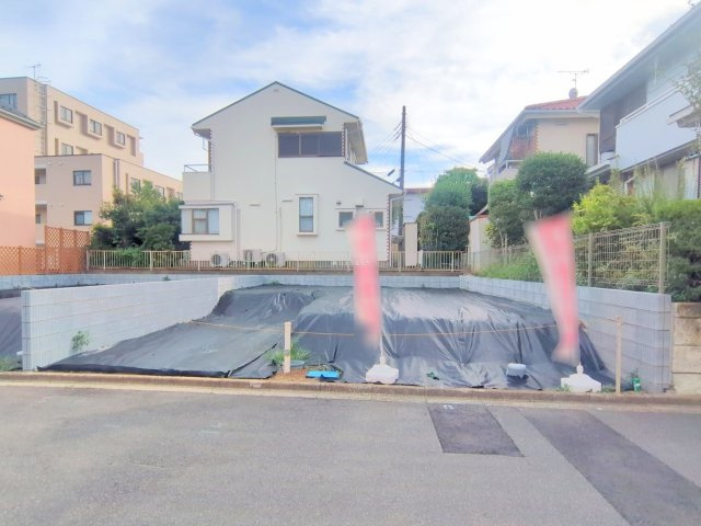 入間郡三芳町大字藤久保の売地の外観|間口が広く、開放感のある立地。
参考プランもあります。