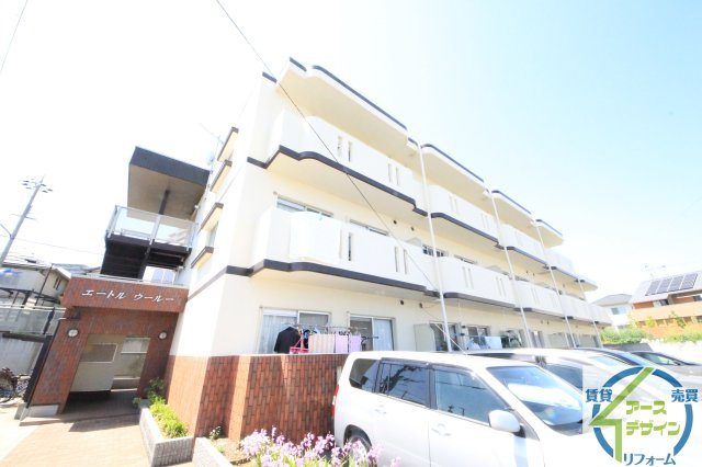 エートルウールーの駐車場