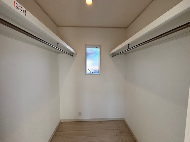 島田市向谷元町　中古戸建の収納