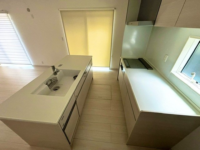 島田市向谷元町　中古戸建のキッチン