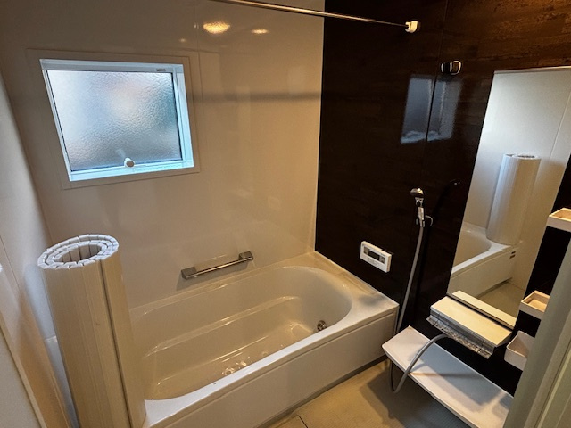 島田市向谷元町　中古戸建の浴室