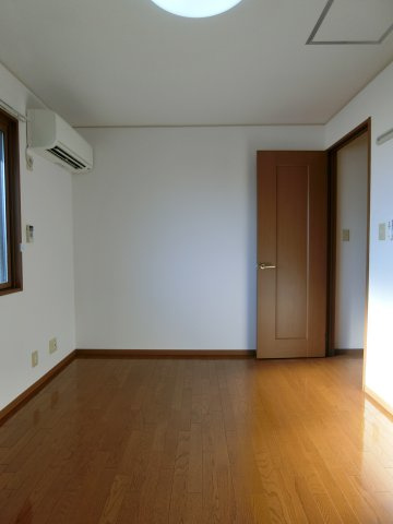 リバーポートあきA棟の洋室