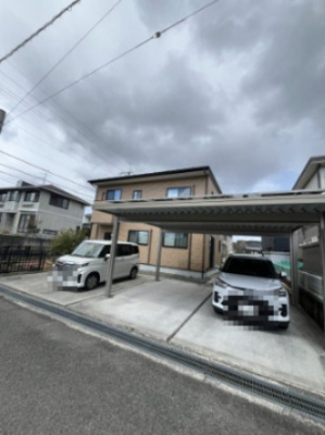 【駐車場】 | 赤磐市桜が丘東2丁目 | 2台用のカーポート付き！
最大3台、駐車可能です。