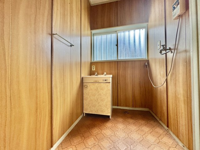 取手市谷中中古戸建の洗面所
