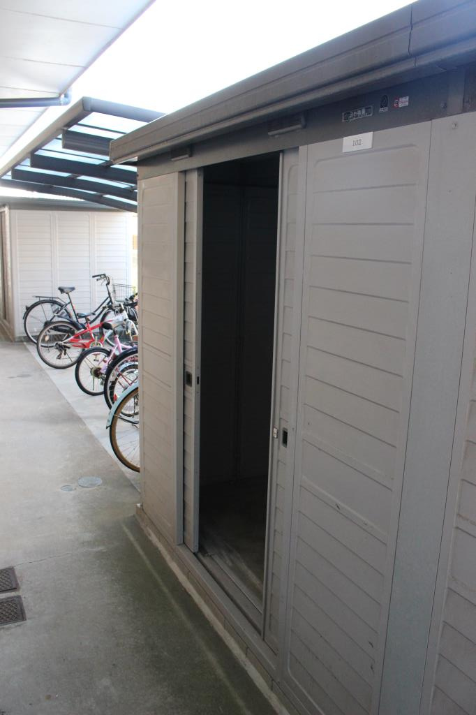 コーポラスかわののその他|各お部屋に専用の倉庫がついています＾＾