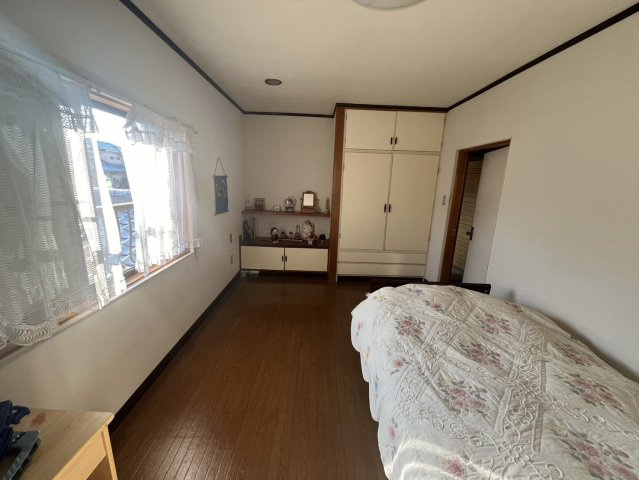 中山台一丁目の洋室