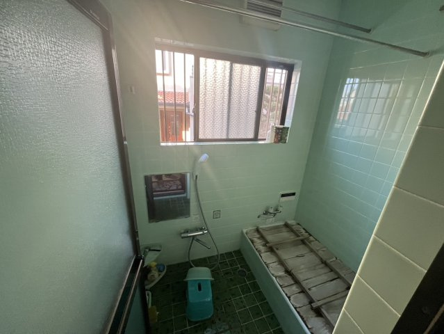 中山台一丁目の浴室