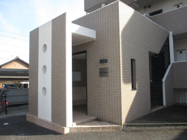 Add Squareのエントランス