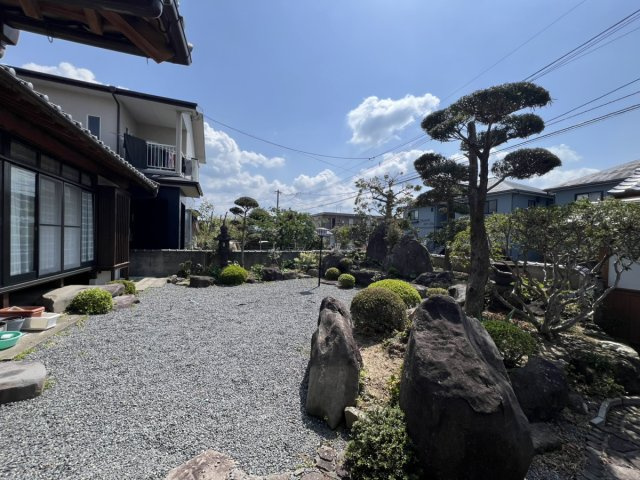 田中東町戸建ての庭
