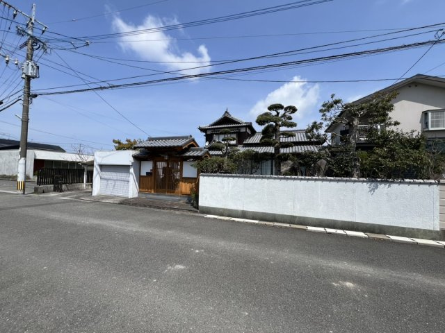田中東町戸建ての前面道路含む現地写真