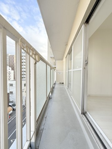 日商岩井京橋ハイツのバルコニー