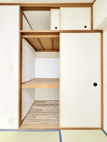 日商岩井京橋ハイツの収納