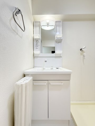 日商岩井京橋ハイツの洗面所