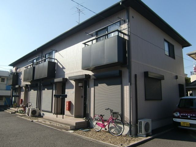 グランクリエイトA棟