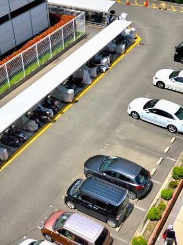 八戸ノ里第3ガーデンハイツB棟の駐車場