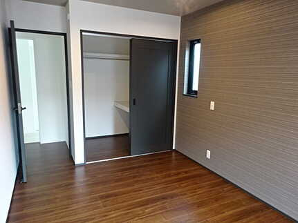 南区宇品御幸５丁目の洋室