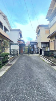 【前面道路含む現地写真】