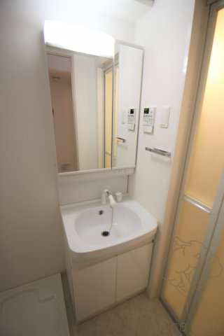 S-RESIDENCE新大阪Ridenteの独立洗面台