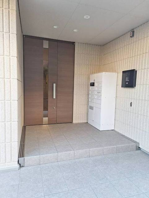 Ｗｏｏｄ　Ｂｅｌｌ下高井戸のロビー|★宅配ボックス付きです★