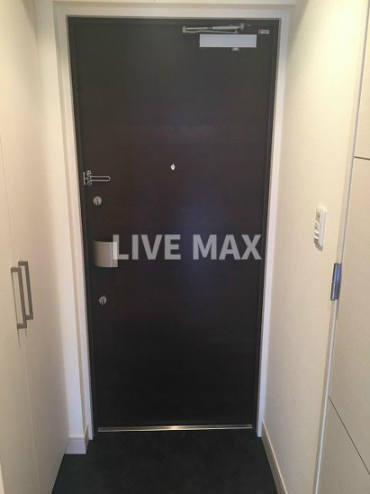 【玄関】プレサンス京大前 