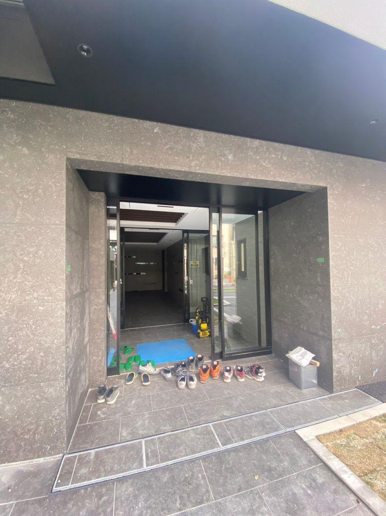 エスリード栄ル・クール　名古屋市賃貸　仲介手数料無料のエントランス|エントランス