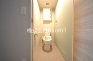 【トイレ】 | リアライズ天満橋（旧ディー・グラン北浜東 | 清潔感のあるトイレです