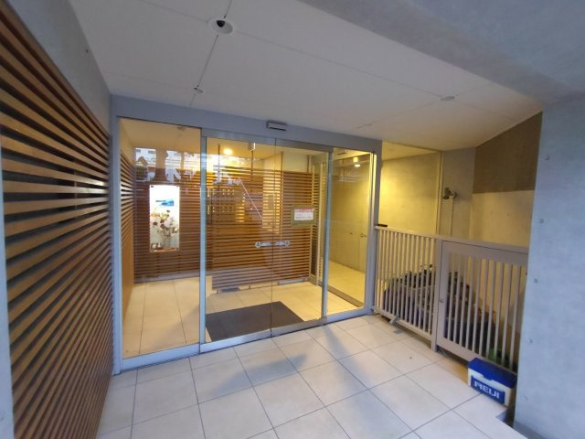 ジュ・ルビアン四谷のエントランス|ジュ・ルビアン四谷