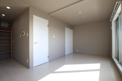 【洋室】 | 南の風 ラ・サンブラ