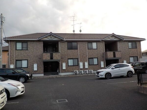 リヴェール岐南の外観