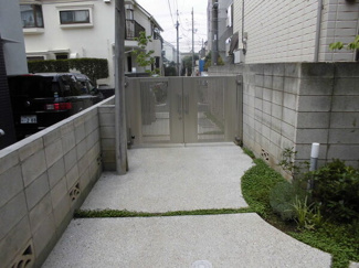 【エントランス】