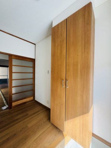 【玄関】 | 広島市安佐南区相田５丁目　中古一戸建て