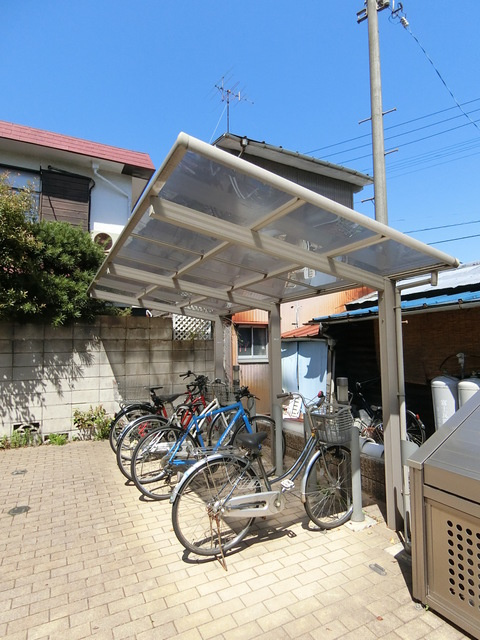 アネシス久我山のその他共用部分|屋根付き自転車置場♪