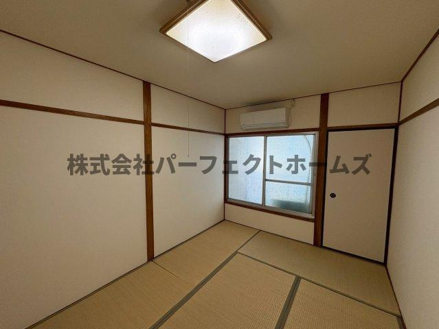 東香里園町連棟　賃貸の和室|和室ならではの温かな和の空間で寛ぎの時間を過ごせます