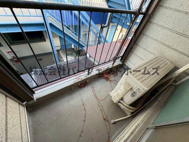 東香里園町連棟　賃貸のバルコニー|バルコニーがあります