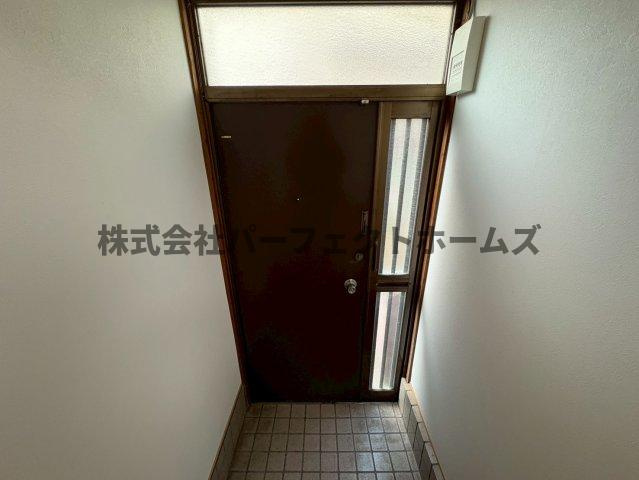 東香里園町連棟　賃貸の玄関|落ち着いた玄関です
