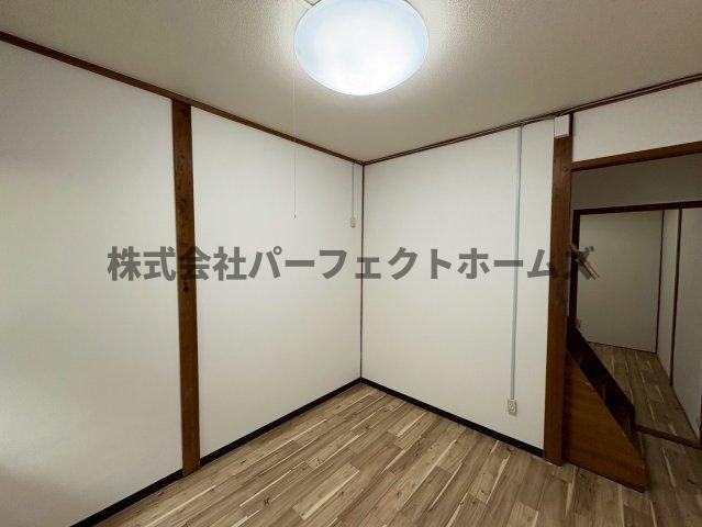 東香里園町連棟　賃貸の洋室|使い勝手のいい洋室です