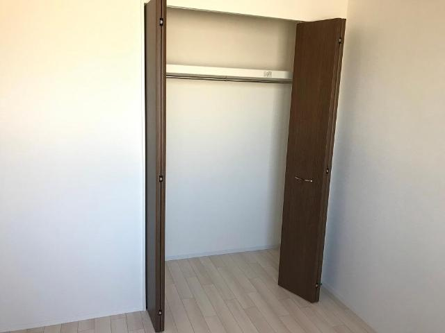 【収納】 | ラ・プリシェール | 洋室収納