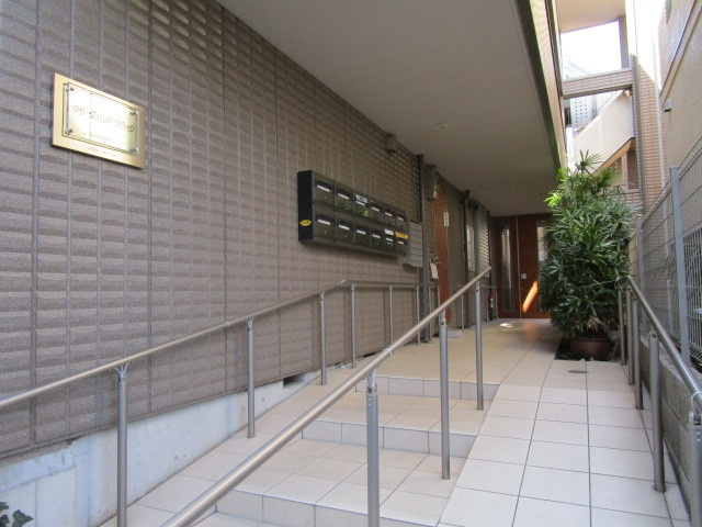 マザーズハンドフラッツのロビー