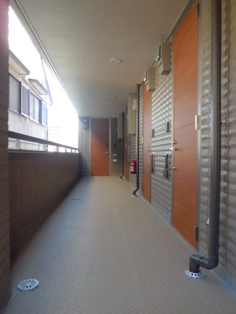 マザーズハンドフラッツのその他共用部分|共用廊下