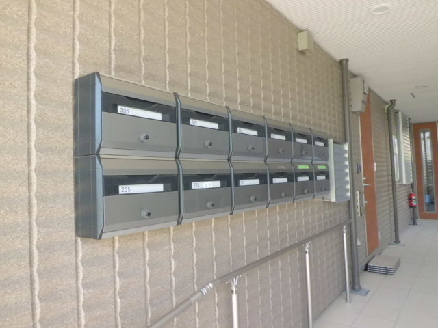 マザーズハンドフラッツのその他共用部分|メールＢＯＸ