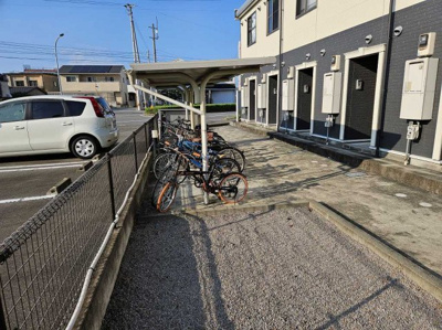 【その他】 | レオネクストダブルジーⅡ | 駐輪場