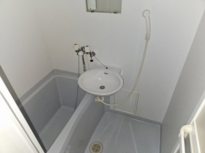 【浴室】 | レオパレス眉山南 | 備品や設備仕様は号室等により異なります現地をご確認下さい。
