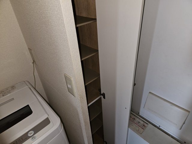 【玄関】 | レオパレスメルベーユ　昭和 | 備品や設備仕様は号室等により異なります現地をご確認下さい。