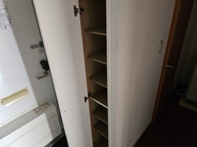 【玄関】 | レオパレス眉山南 | 備品や設備仕様は号室等により異なります現地をご確認下さい。