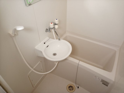 【浴室】 | レオパレスハナミズキ | 備品や設備仕様は号室等により異なります。現地をご確認下さい。