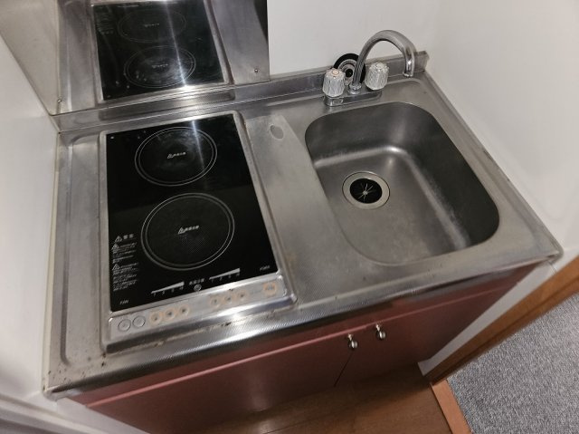 【キッチン】 | レオパレス南の風　Ⅱ | 備品や設備仕様は号室等により異なります現地をご確認下さい。