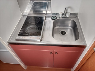 【キッチン】 | レオパレスＷｅｓｔⅡ | 備品や設備仕様は号室等により異なります。現地をご確認下さい。