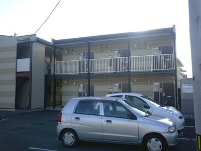 【外観】 | レオパレスＷｅｓｔⅡ | 備品や設備仕様は号室等により異なります現地をご確認下さい。