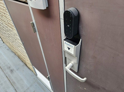 【玄関】 | レオパレスウッズ春日 | スマートロック