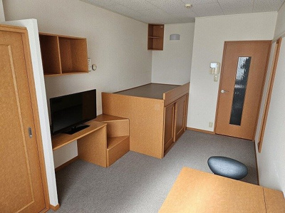 【居間・リビング】 | レオパレスウッズ春日 | ゆったり過ごせるリビングです